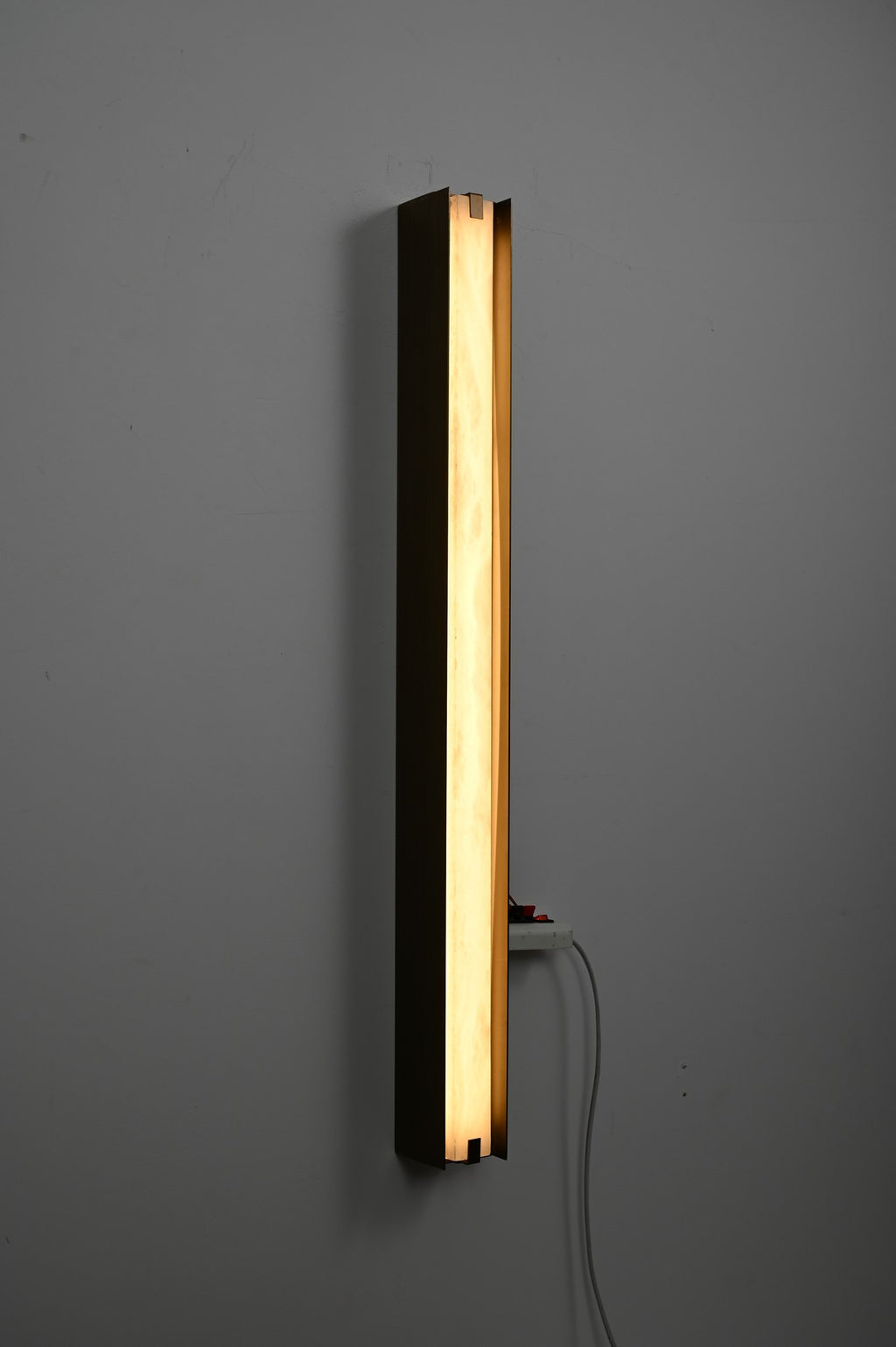 Modern Spanish Alabaster Linear Wall Sconce in Antique Brass - 11 11-real-shot-wall-sconce-lit-close-up
