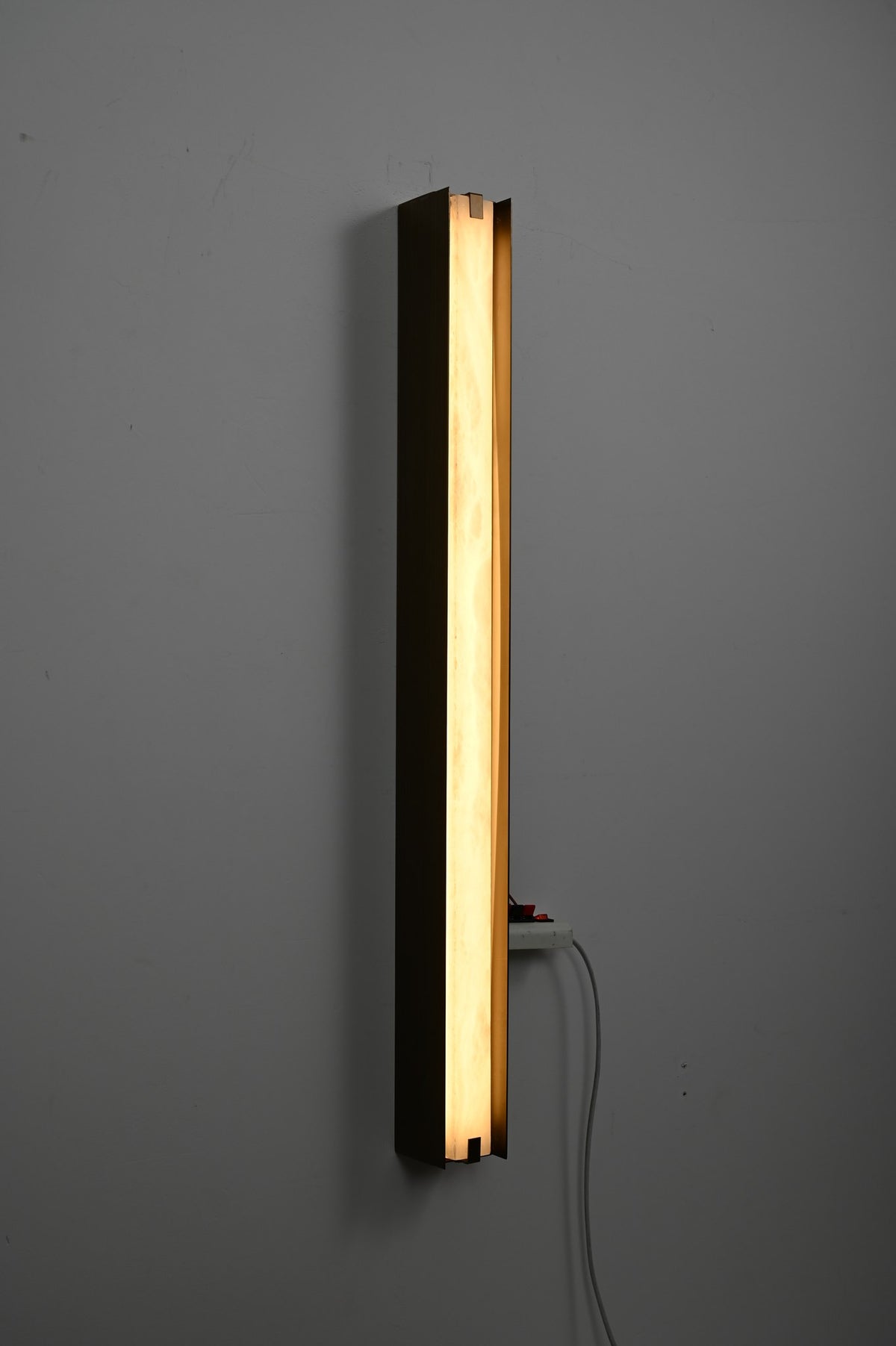 Modern Alabaster Linear Wall Sconce in Antique Brass - 11 11-real-shot-wall-sconce-lit-close-up