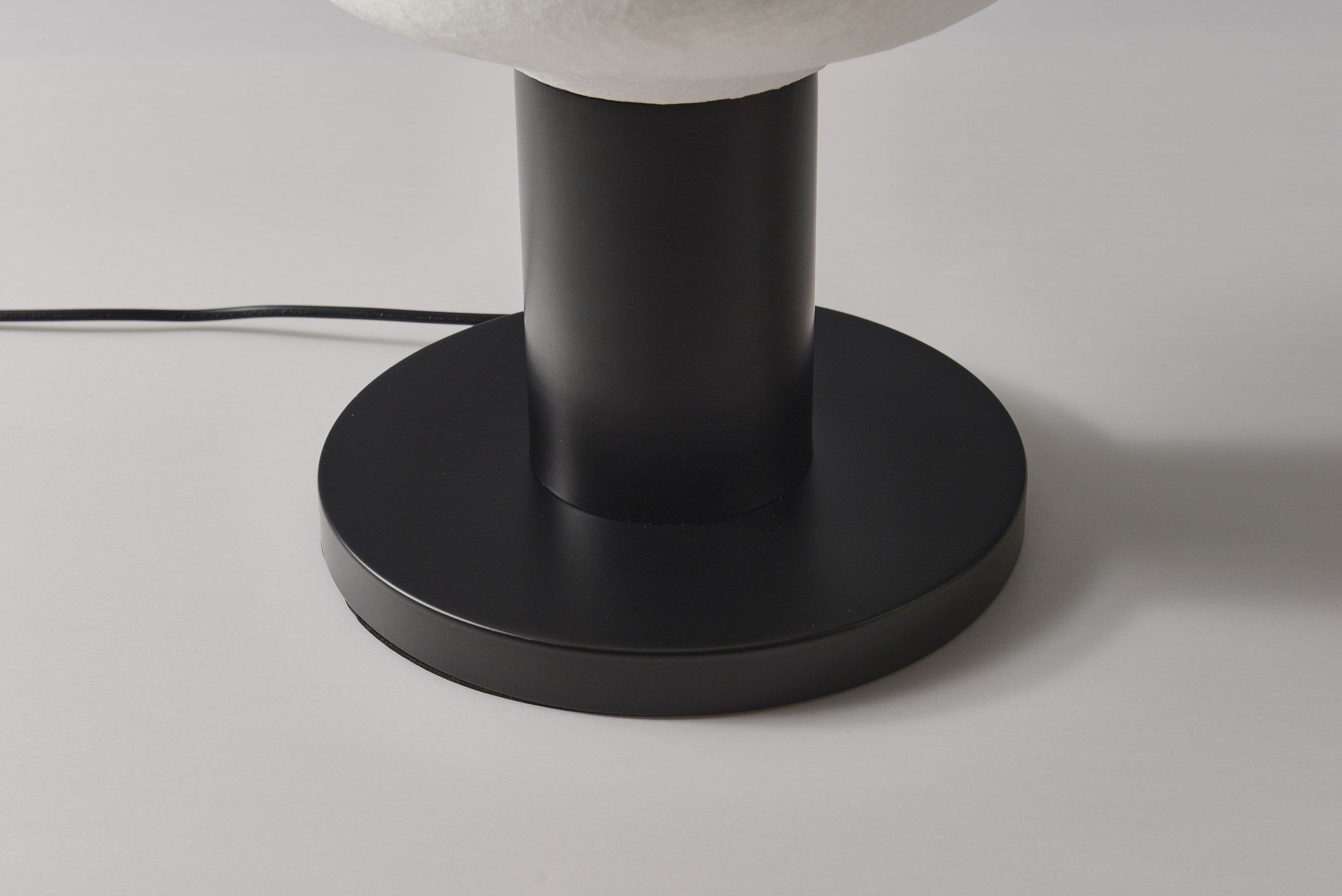 Modern Mulberry Silk Stacked Floor Lamp in Matte Black and White - 12 12-detail-silk-texture