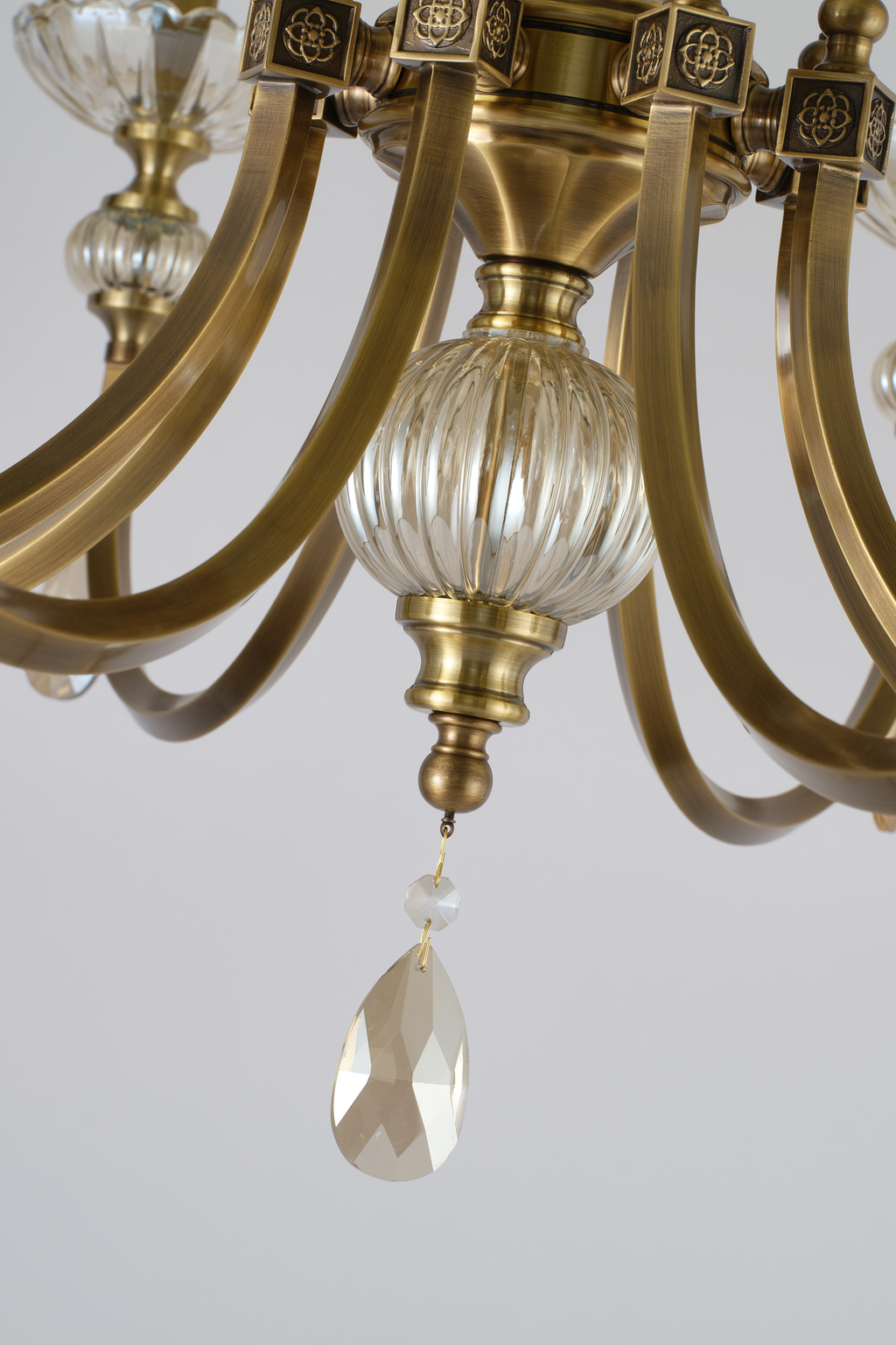 Lucerayne ribbed lower glass element and faceted crystal drop detail