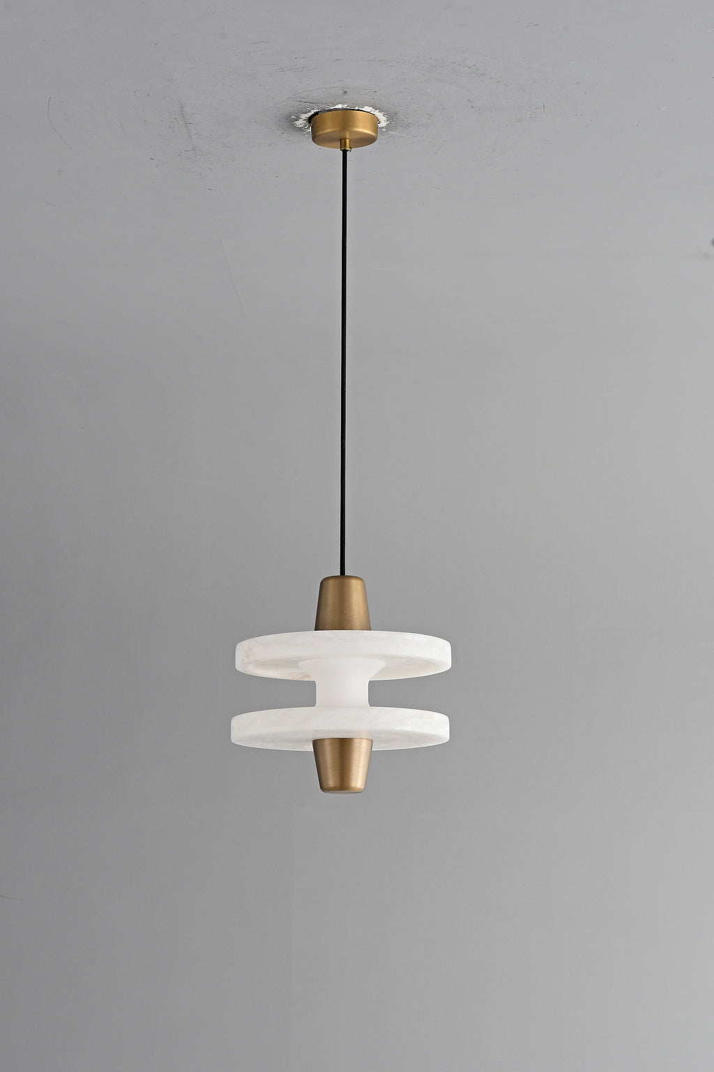 Modern Spanish Alabaster Disc Pendant Light - 14 14-real-full-glow