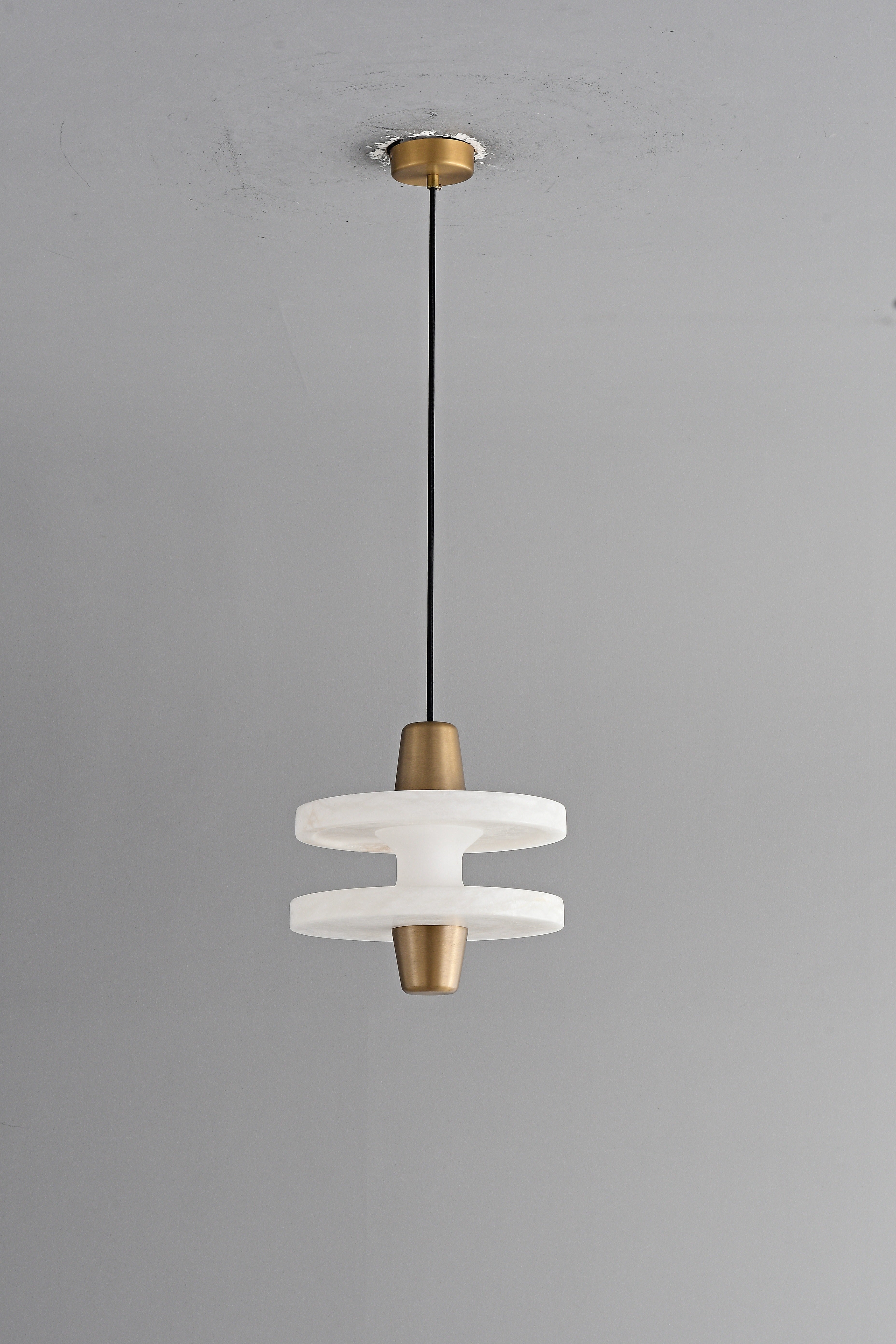 Modern Spanish Alabaster Disc Pendant Light - 14 14-real-full-glow