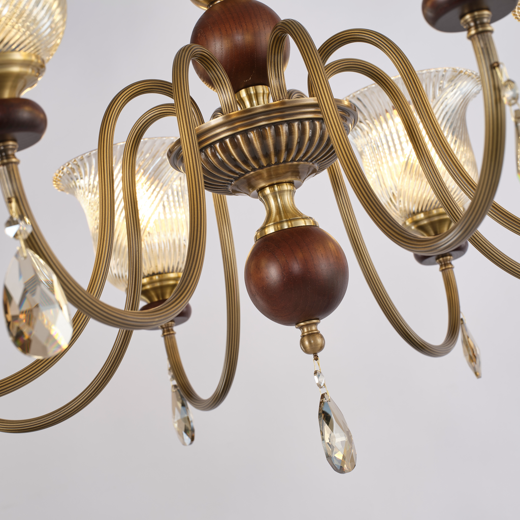 Rillavine ribbed lower center bowl, cognac ash-wood bead and curved arm hub detail