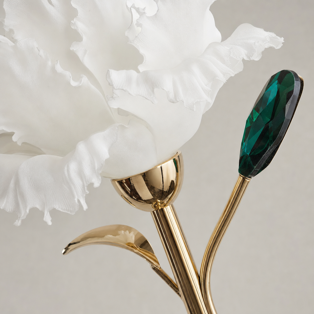 Sylverelle wall sconce – floral branch finish close-up