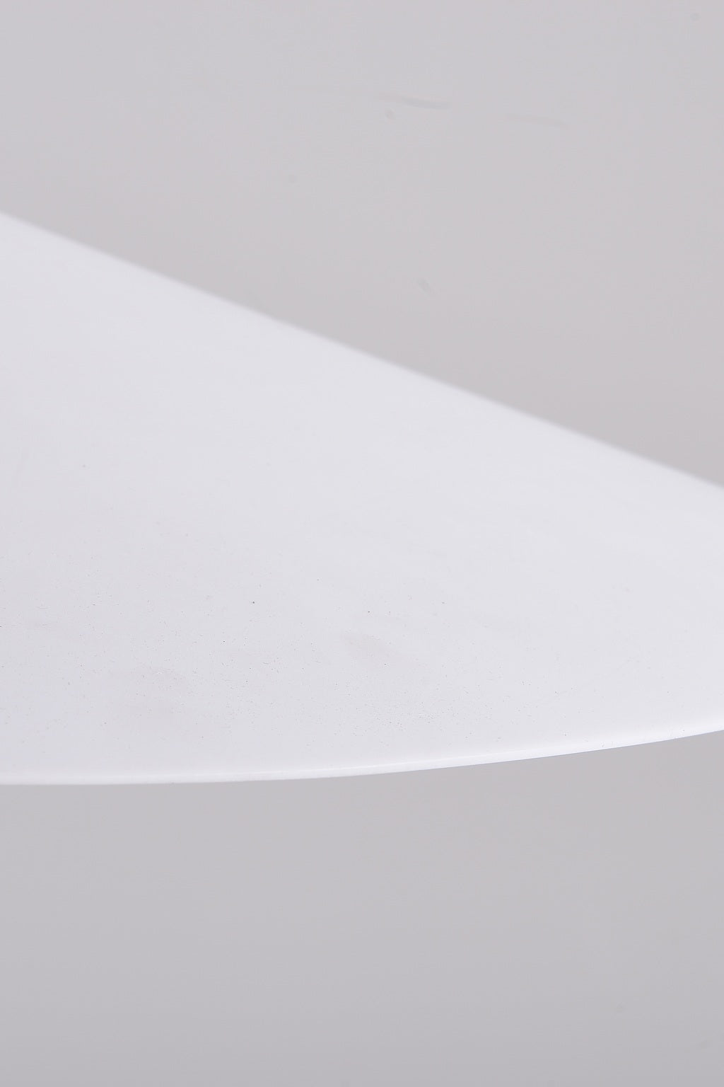 Velaire Sculptural Wing Pendant Light 70 cm wing edge real detail