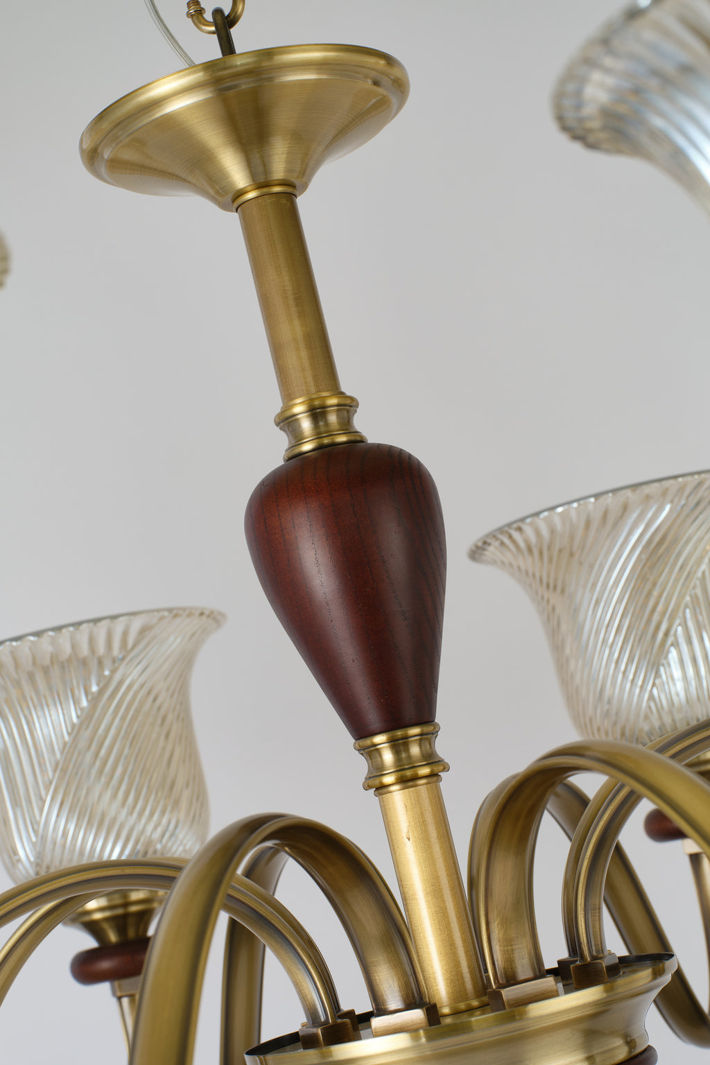 Callovene ash wood detail