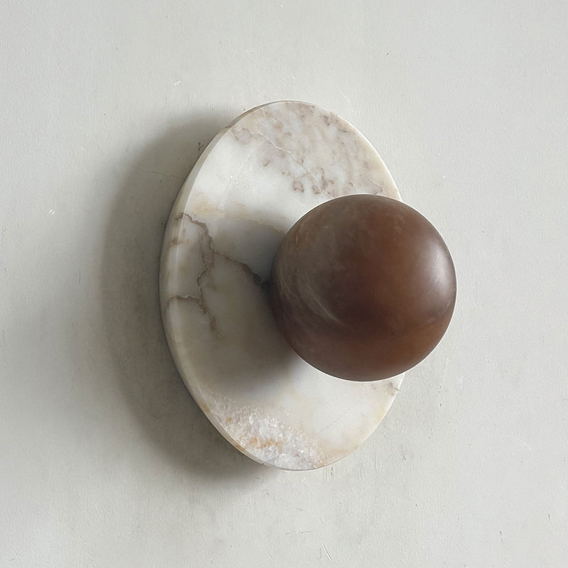 Leora Organic Modern Stone Wall Sconce — D 20cm x W 13cm x H 20cm / ∅ 7.9″ x W 5.1″ x H 7.9″; White marble; Brown Alabaster