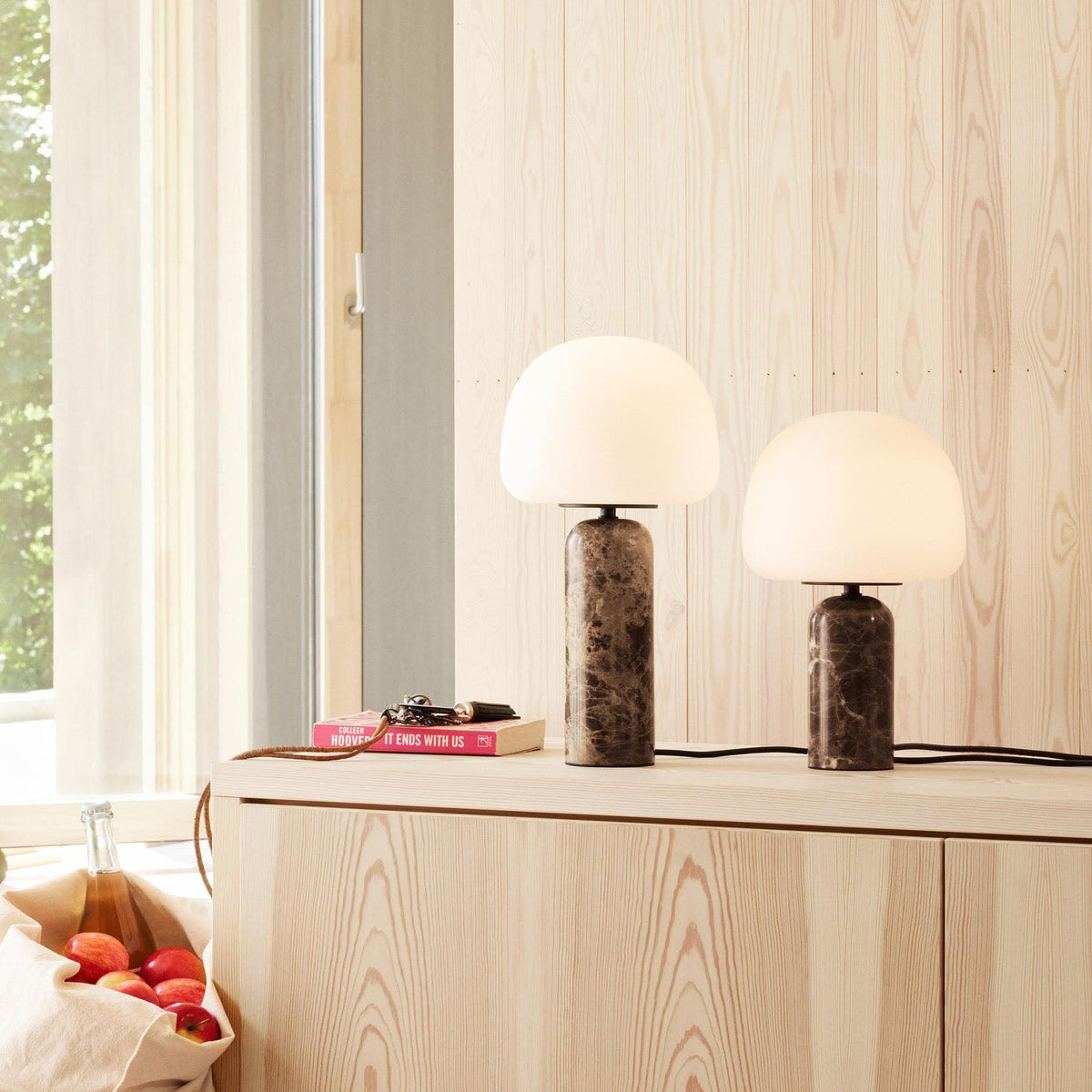 Kin Marble Table Lamp with Glass Shade — AL-ST0089 — product view 1