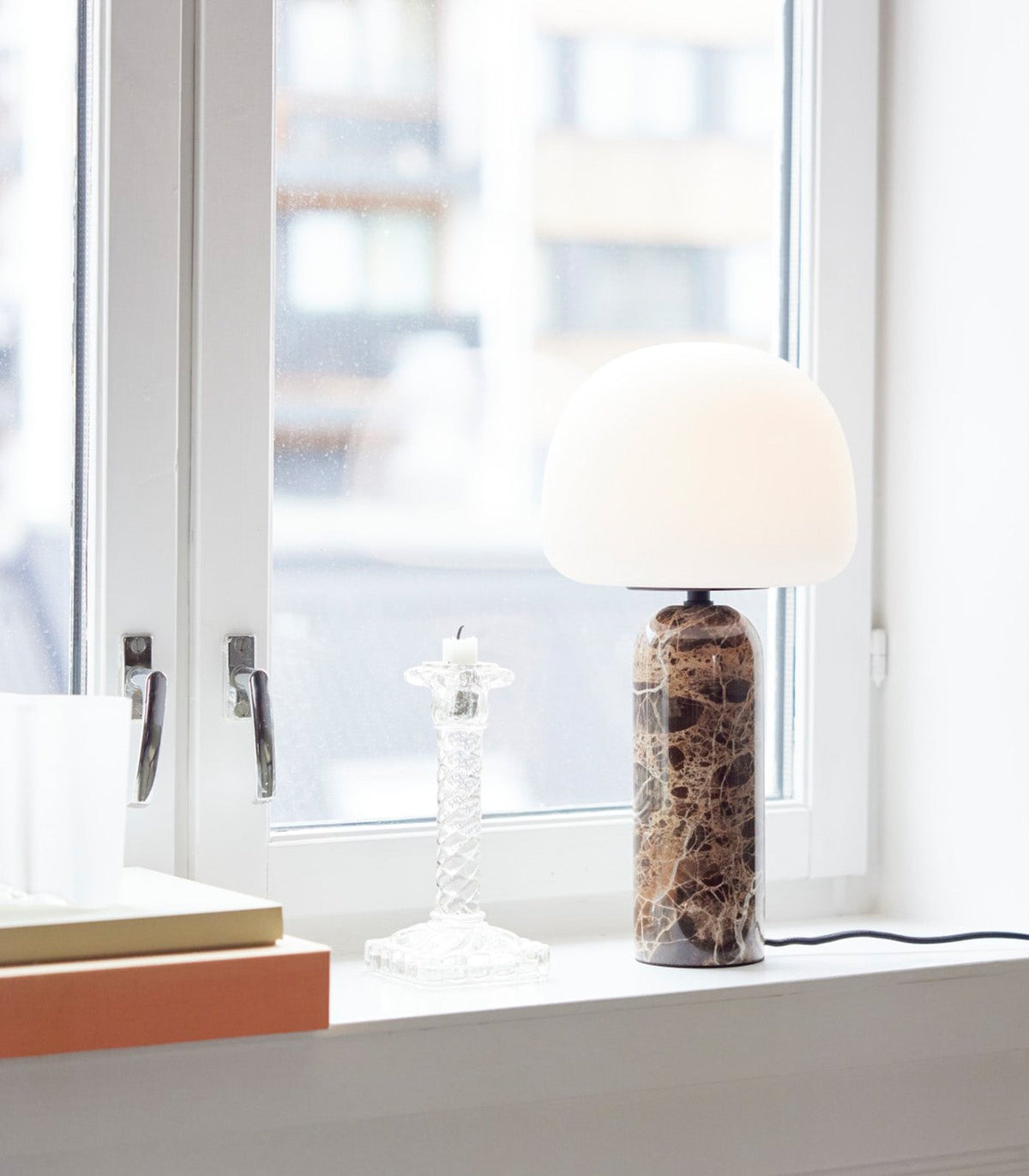 Kin Marble Table Lamp with Glass Shade — AL-ST0089 — product view 2