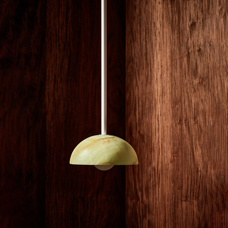 Aurelia Onyx Pendant Light — D 17cm x H 81.5cm / ∅ 6.7″ x H 32″; Cyan Onyx; White suspension rod