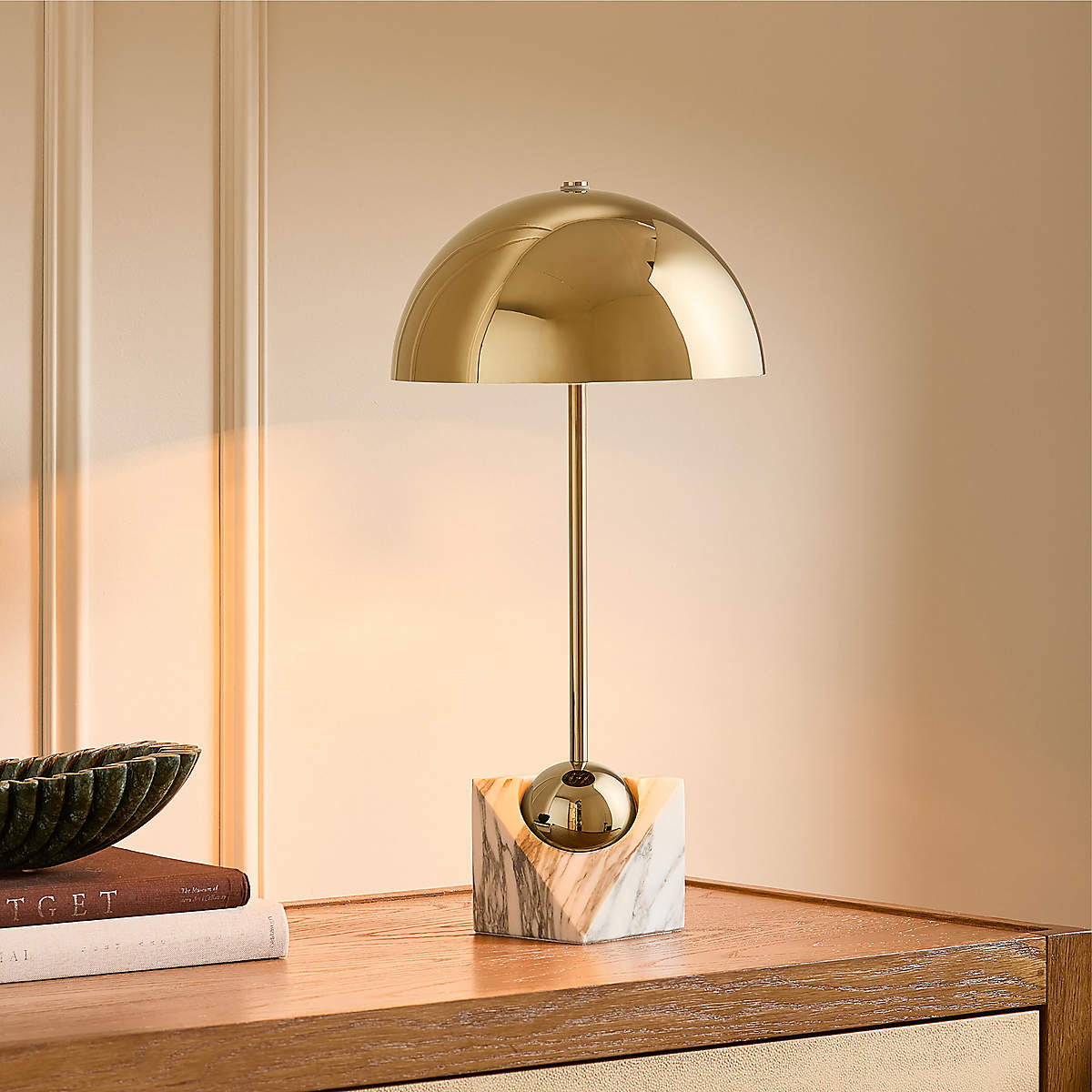 Venus Art Deco Marble Table Lamp — AL-ST0116 — product view 1