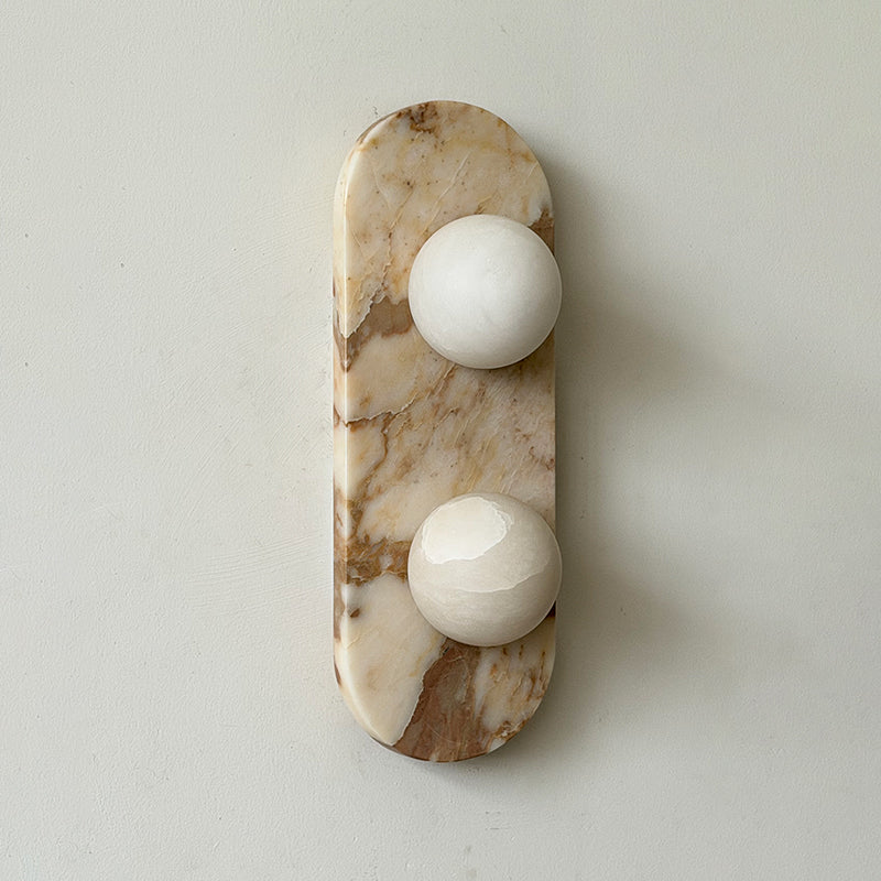Gramercy Marble Globe Wall Sconce — D 16cm x H 44cm / ∅ 6.3″ x H 17.3″; Beige & White Alabaster