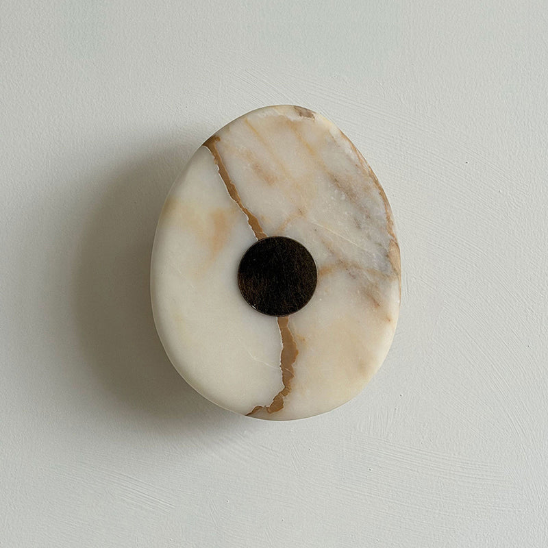 Korvix Marble LED Wall Sconce — D 16cm x W 4cm x H 20cm / ∅ 6.3″ x W 1.6″ x H 7.9″; White Marble