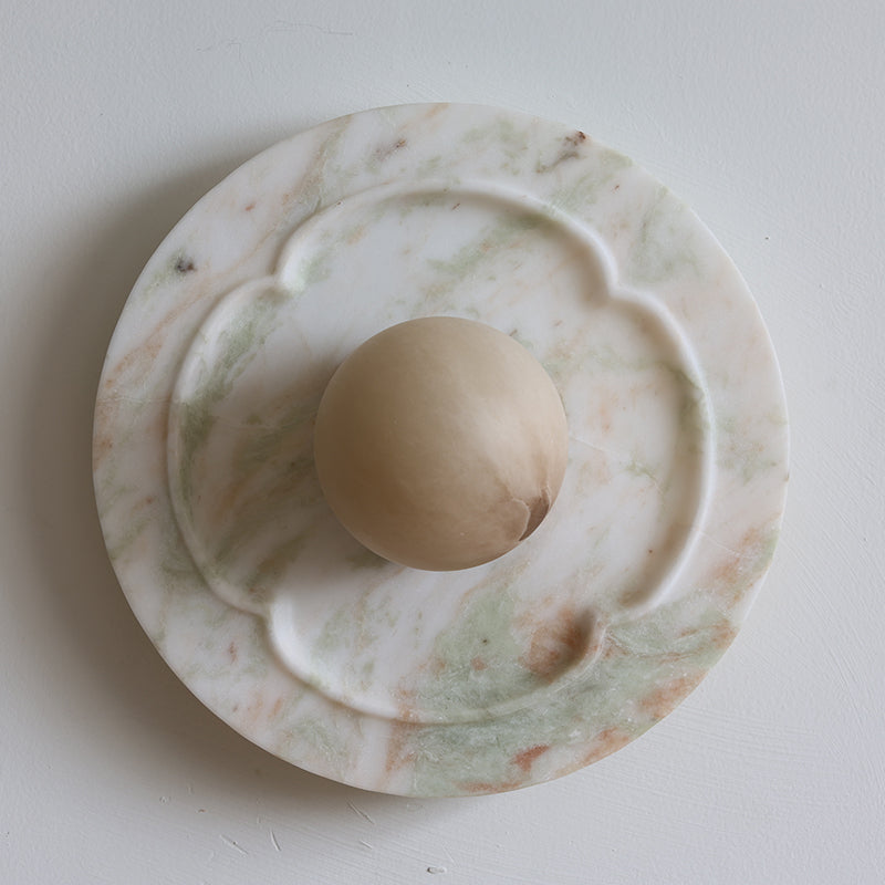 Camellia Organic Modern Marble Wall Sconce — D 28cm x W 13cm x H 28cm / ∅ 11″ x W 5.1″ x H 11″; White; Light brown Alabaster