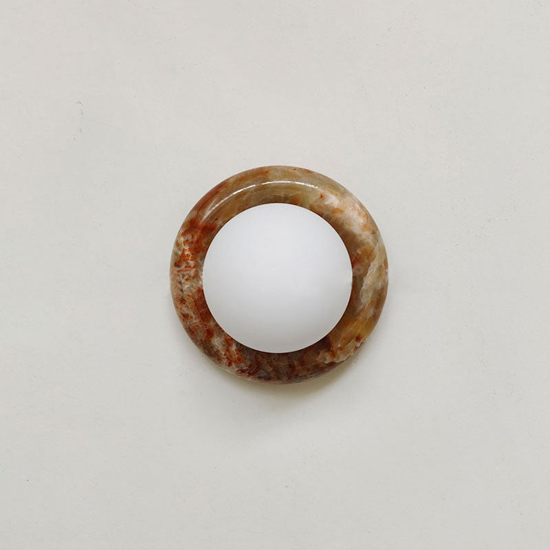 Novi Organic Modern Onyx Wall Sconce — D 14 × W 9.5 × H 14 cm / ∅ 5.5″ × W 3.7″ × H 5.5″; Multi-patternedOnyx