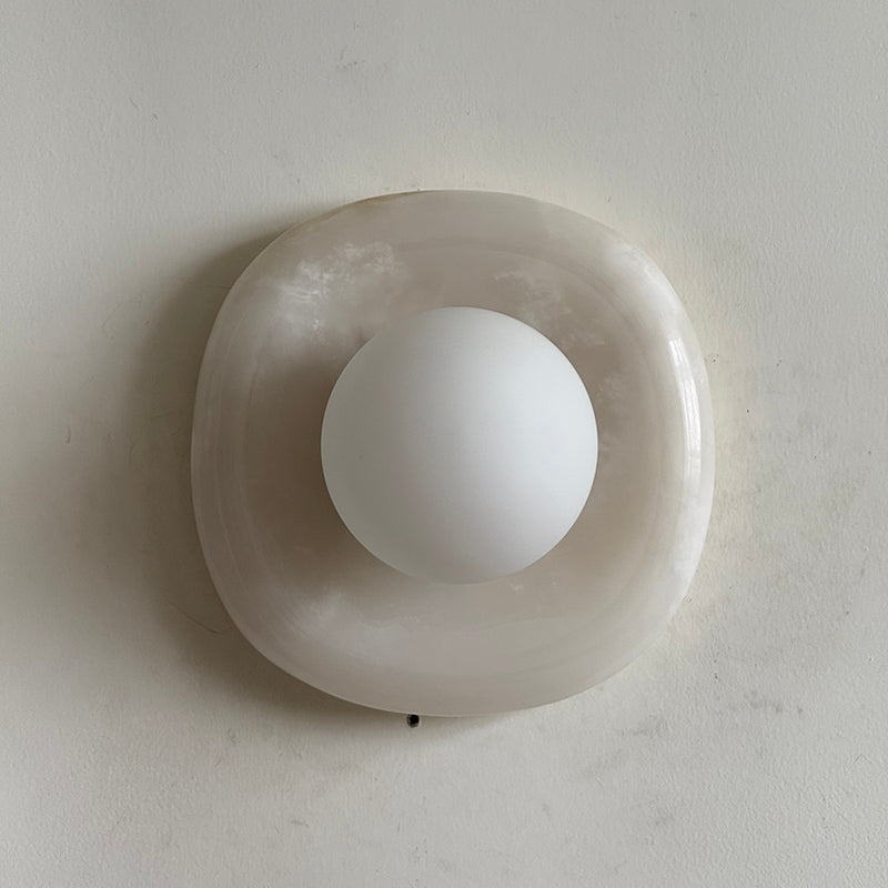 Orli Square Onyx Wall Sconce — D 20cm x H 20cm / ∅ 7.9″ x H 7.9″; White Onyx + White glass