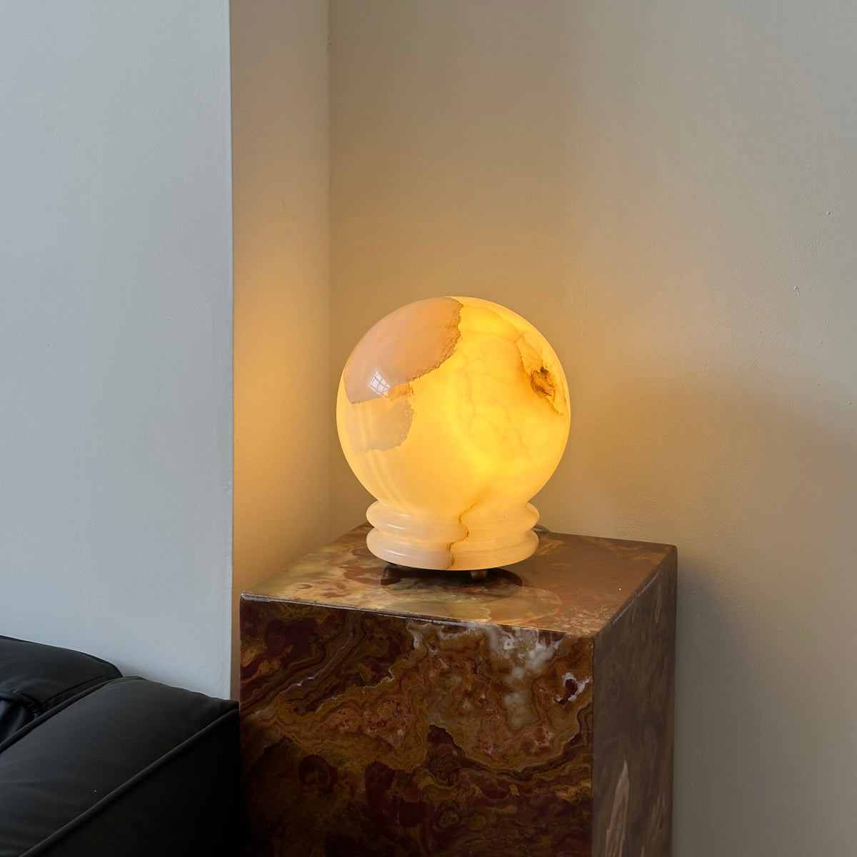 Ayesha Onyx LED Table Lamp — AL-ST0338 — product view 1