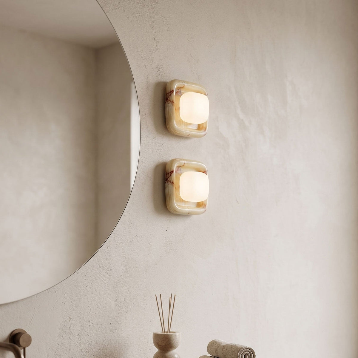 Quadra Onyx Wall Sconce with Glass Shade — AL-ST0340 — product view 2