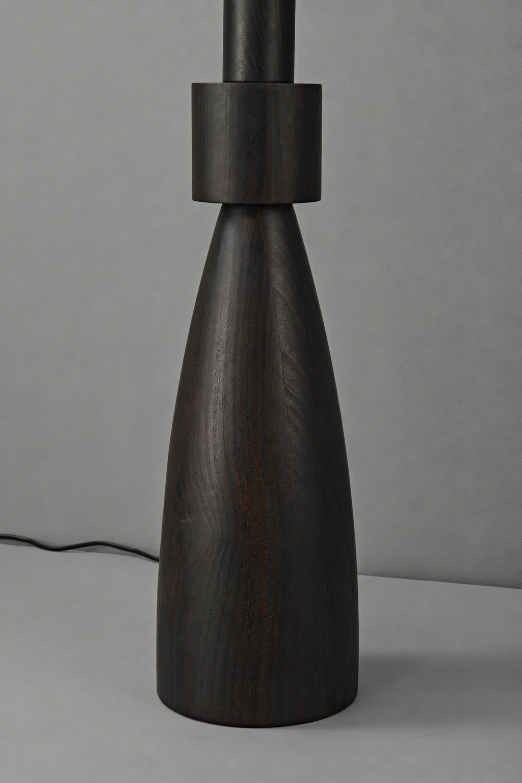 Black-finished camphor wood base and lower cylindrical collar