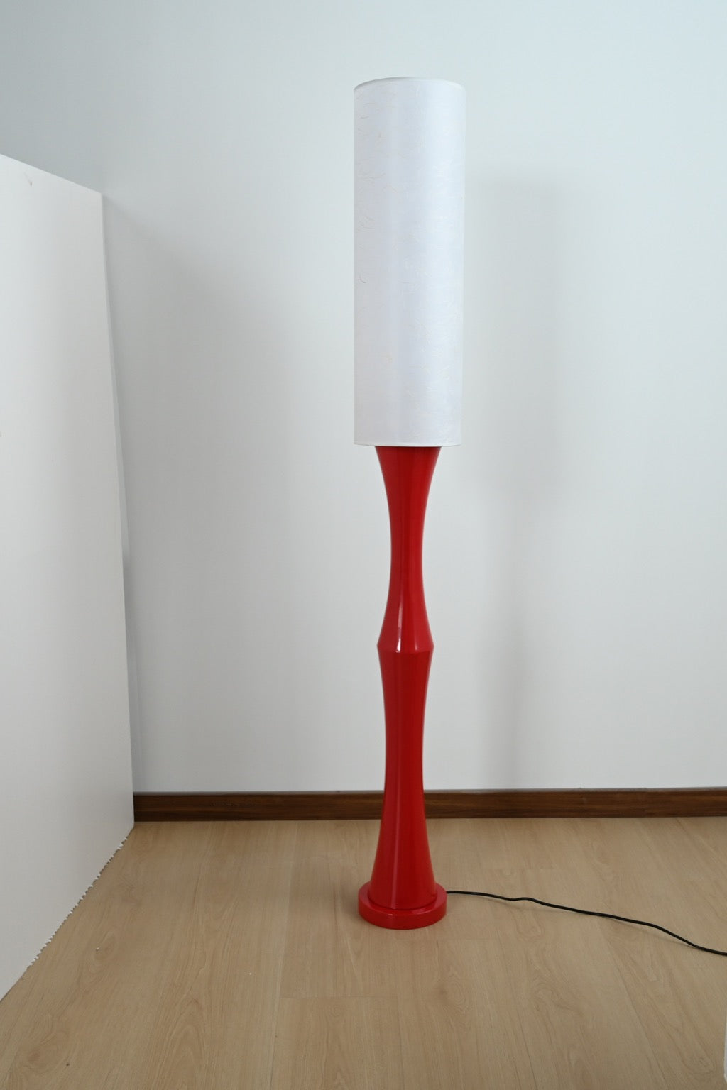 Tavrane red ash wood and fabric floor lamp, overall, light off