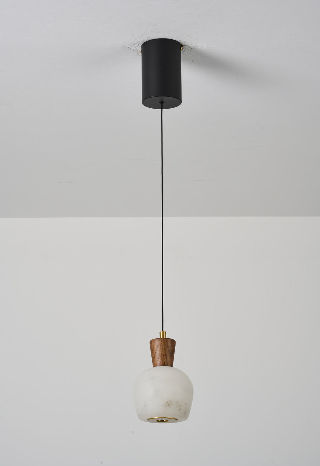 Ashalune Style A alabaster pendant, lights off