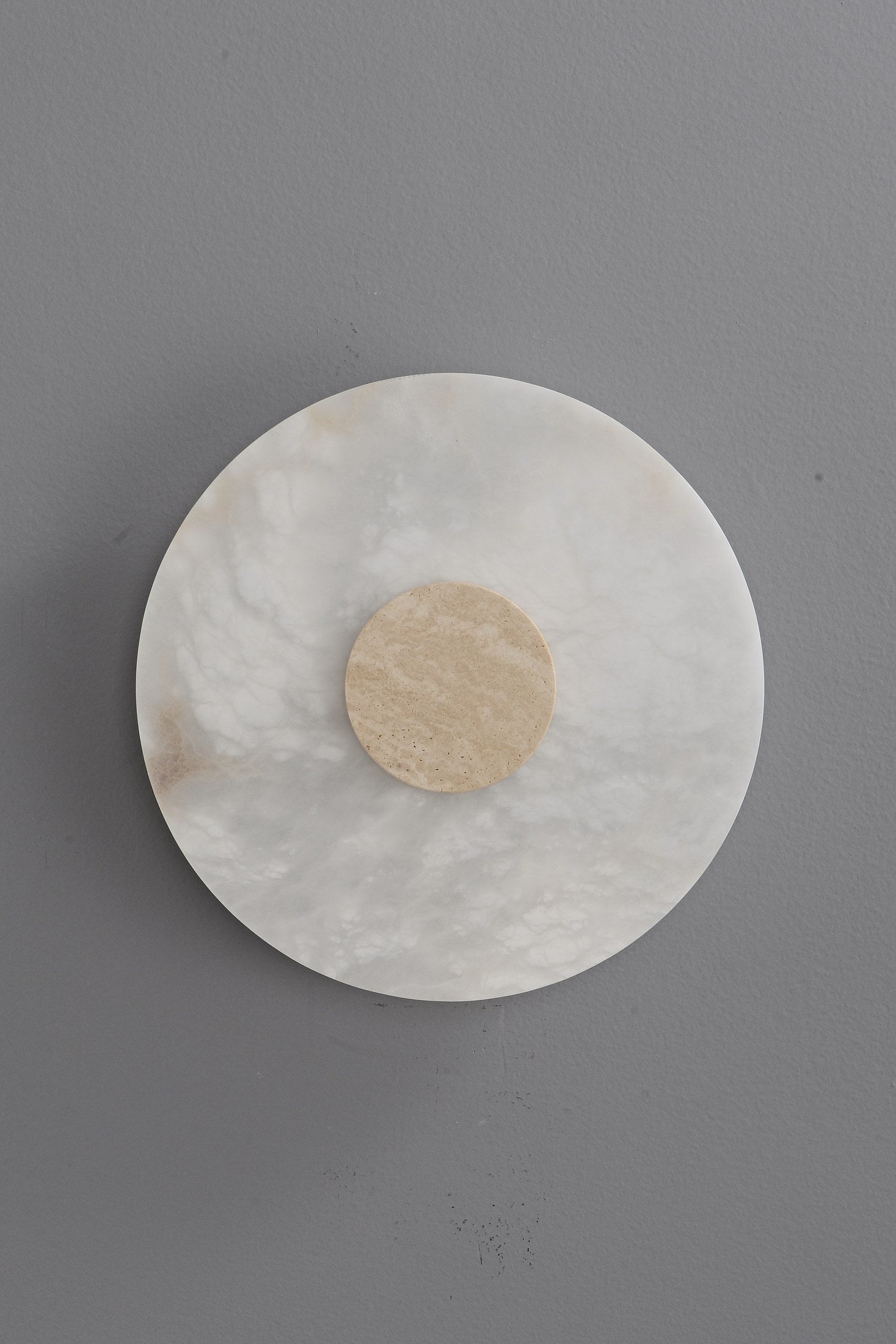 Spanish Alabaster and Marble Round Wall Sconce - 16 11-22 152