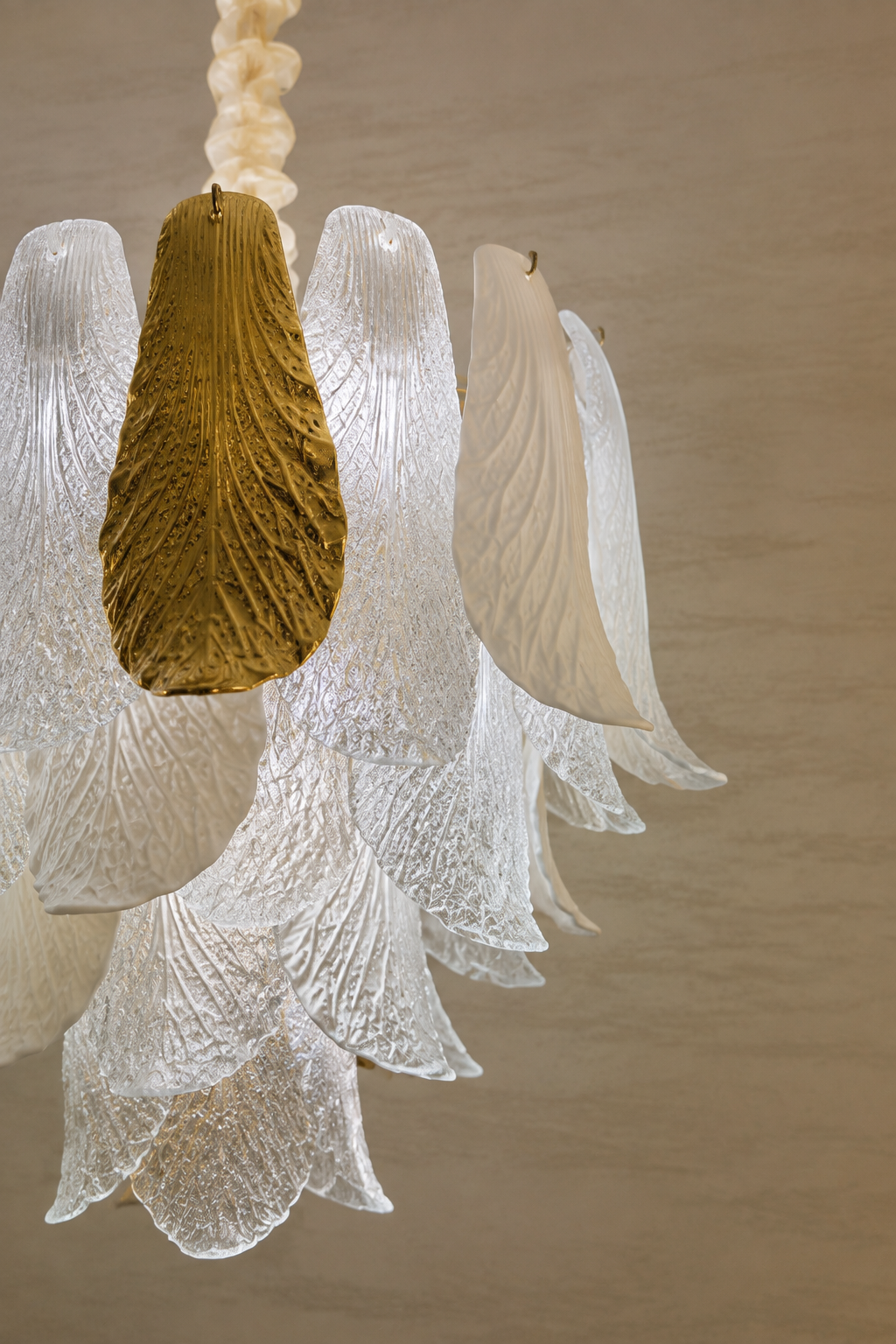 Ceramic and Glass Petal Round Chandelier in the 60 cm size: close view of the textured glass petals