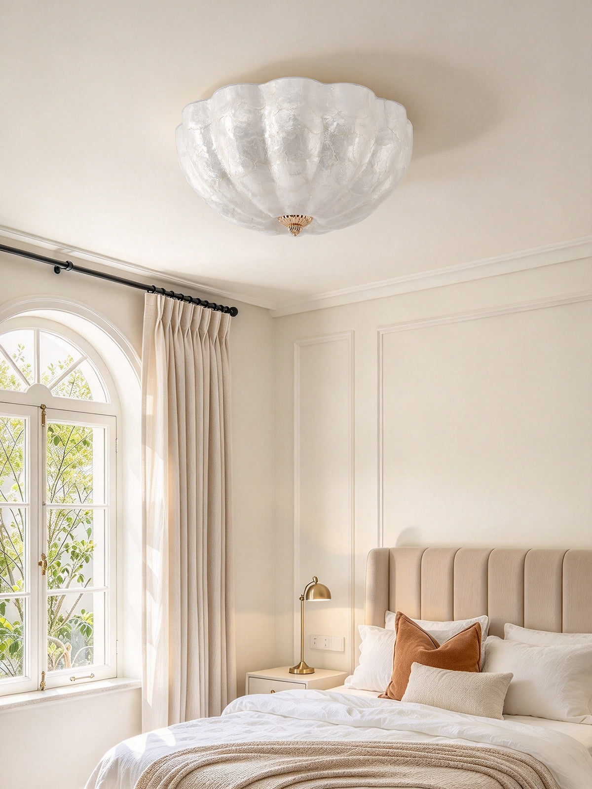 Selnacre shell mosaic flush-mount ceiling light — original scene 2