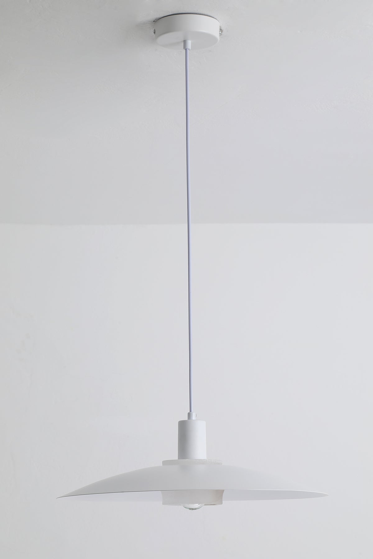 Vorylle white disc pendant light — 40cm off